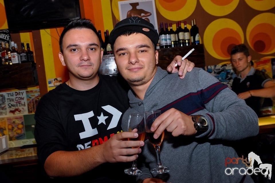 Weekend-ul petrecerilor continuă în Juice, Juice