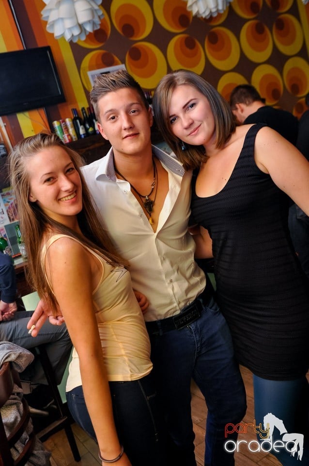 Weekend-ul petrecerilor continuă în Juice, Juice