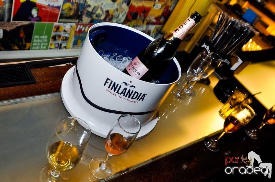 Weekend-ul petrecerilor continuă în Juice, Juice