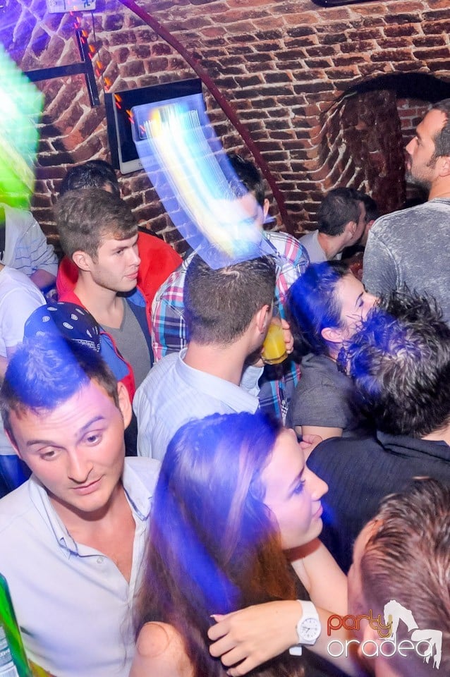 Welcome Bavk: NMD Student's Party, 