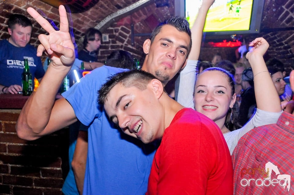 Welcome Bavk: NMD Student's Party, 