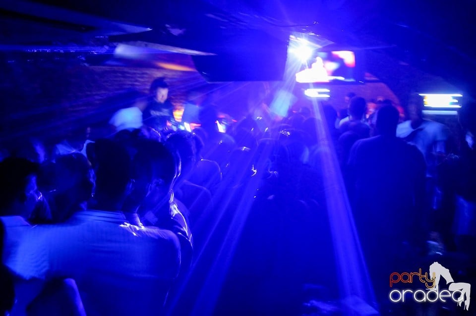 Welcome Bavk: NMD Student's Party, 