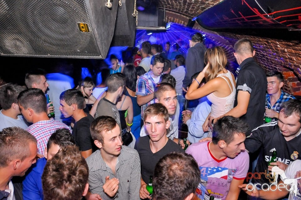 Welcome Bavk: NMD Student's Party, 