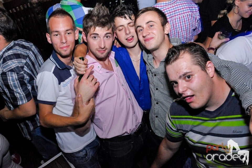 Welcome Bavk: NMD Student's Party, 