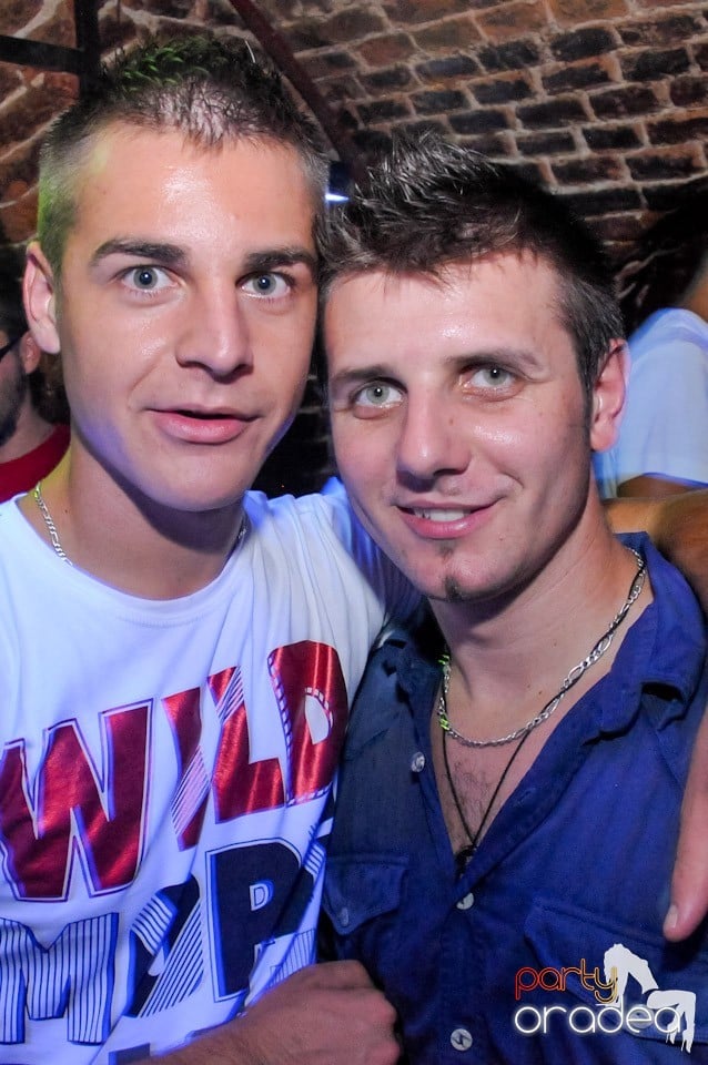 Welcome Bavk: NMD Student's Party, 