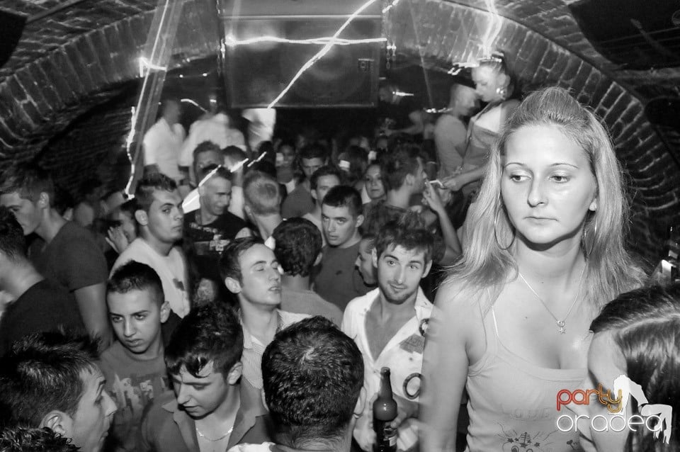 Welcome Bavk: NMD Student's Party, 