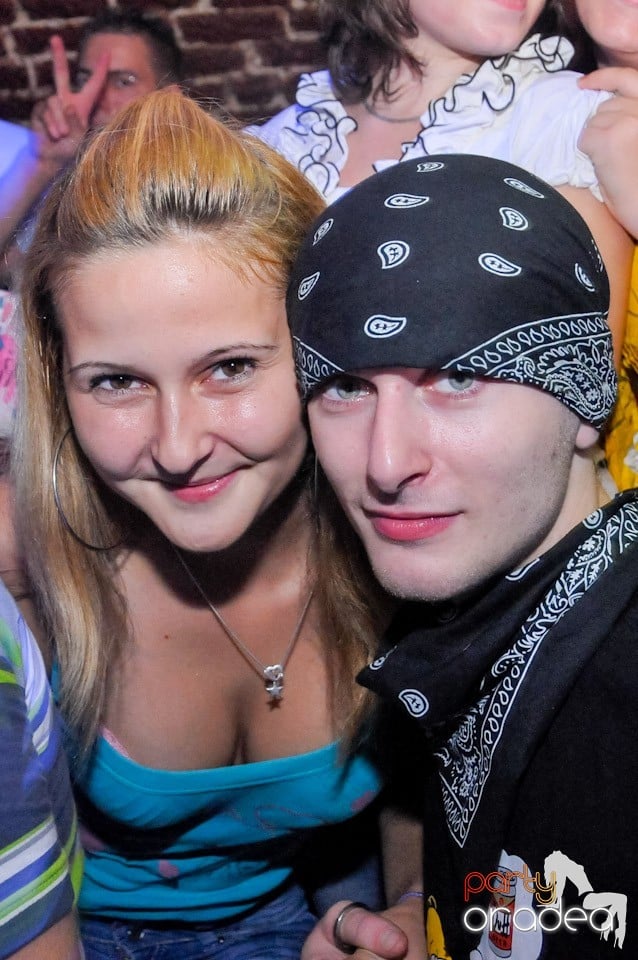 Welcome Bavk: NMD Student's Party, 