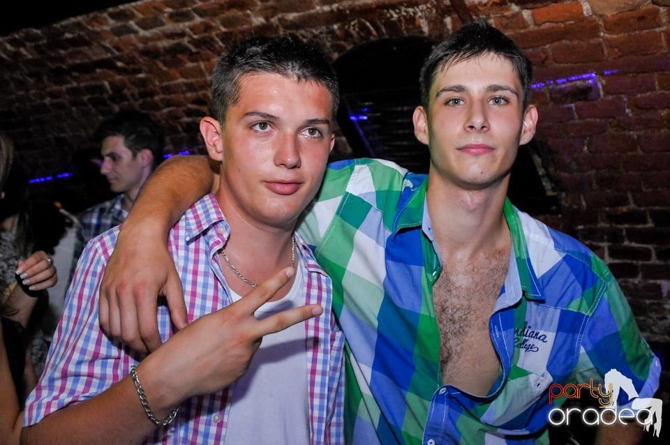 Welcome Bavk: NMD Student's Party, 