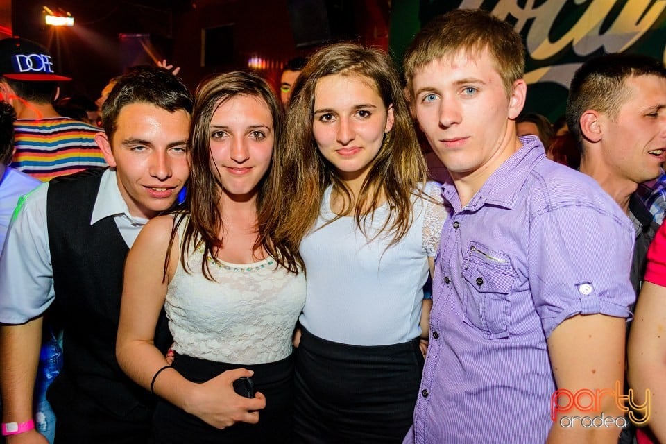 Welcome Sunshine Party, 