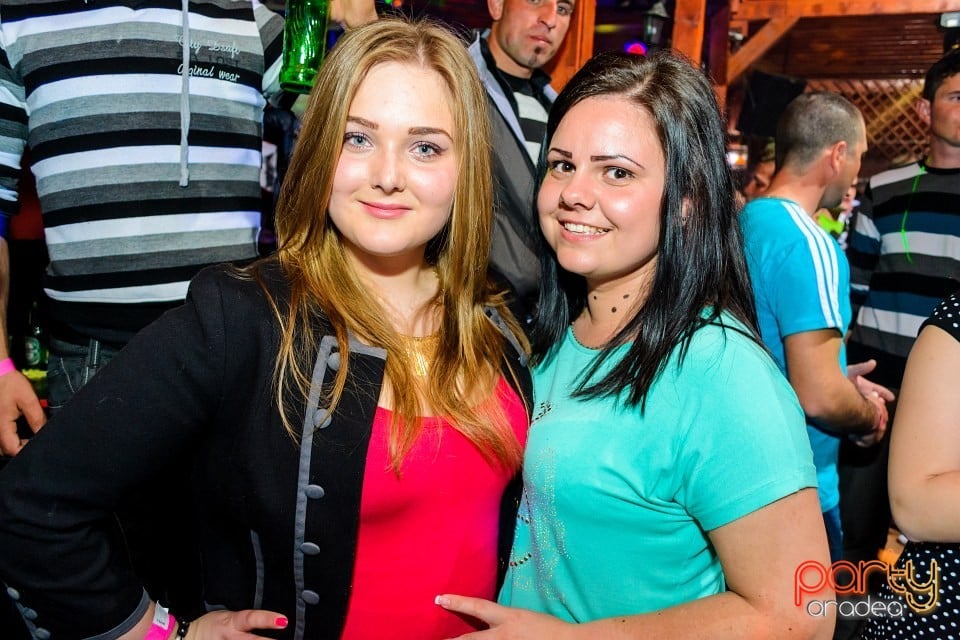 Welcome Sunshine Party, 