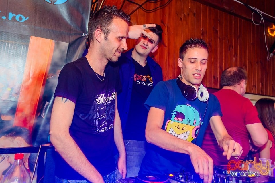 Welcome Sunshine Party, 