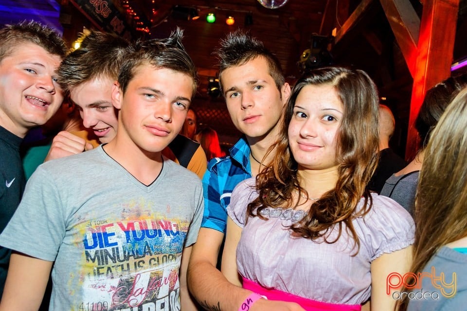 Welcome Sunshine Party, 