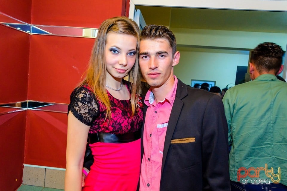 Welcome Sunshine Party, 