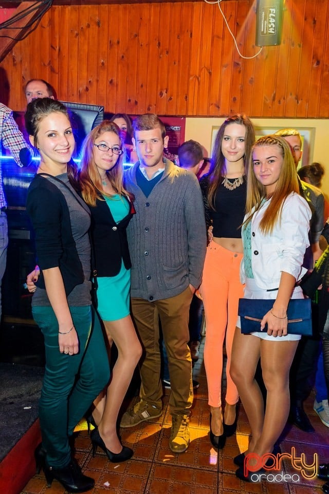 Welcome Sunshine Party, 