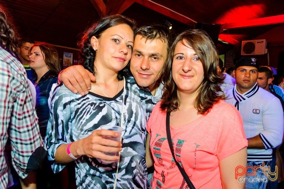 Welcome Sunshine Party, 