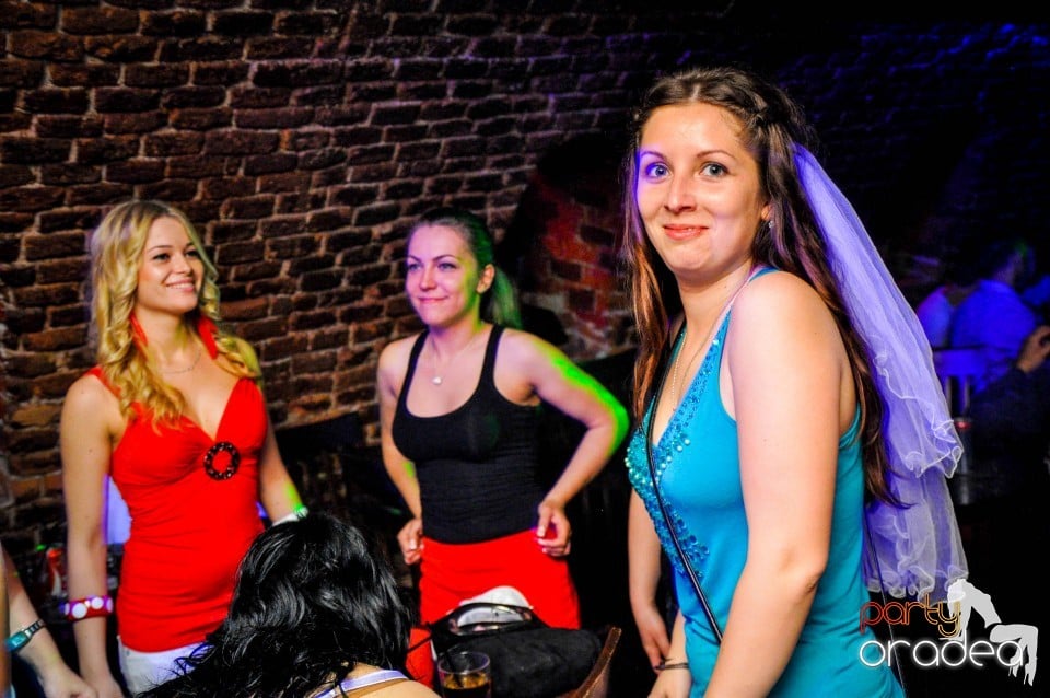 Welcome to the jungle, 