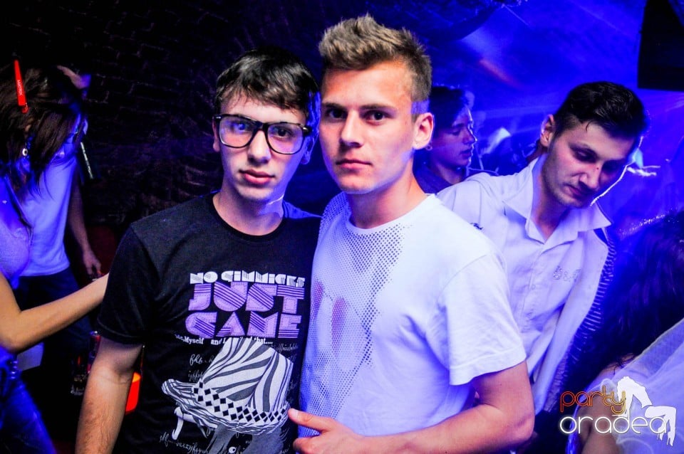 Welcome to the jungle, 