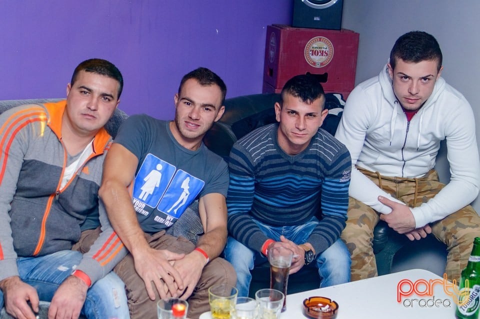 White and Gold Party, 