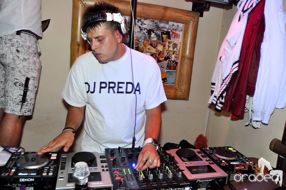 White Sensation Party @ Zulu, Zulu Caffe