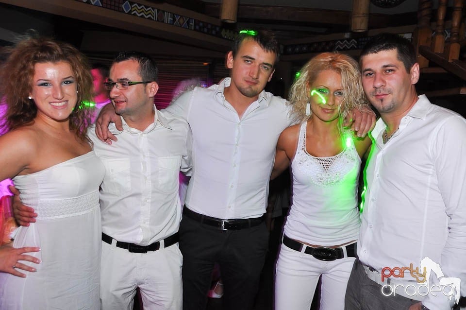White Sensation Party @ Zulu, Zulu Caffe