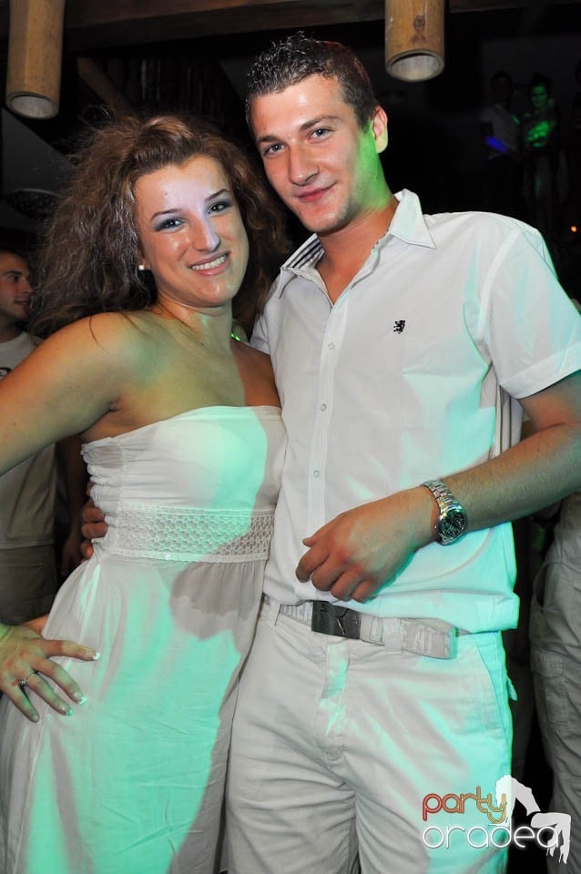 White Sensation Party @ Zulu, Zulu Caffe