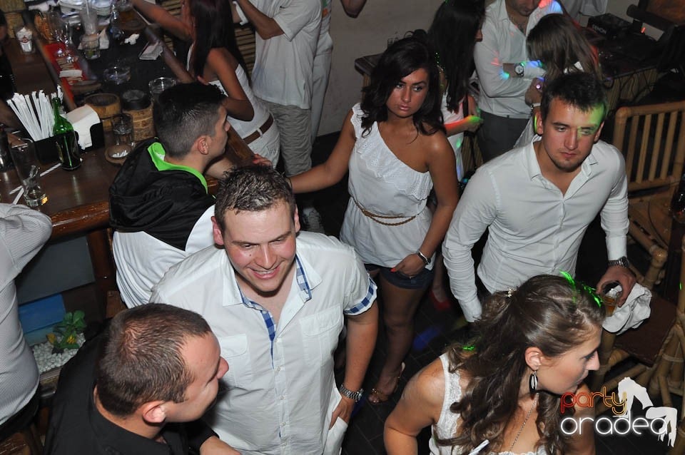 White Sensation Party @ Zulu, Zulu Caffe