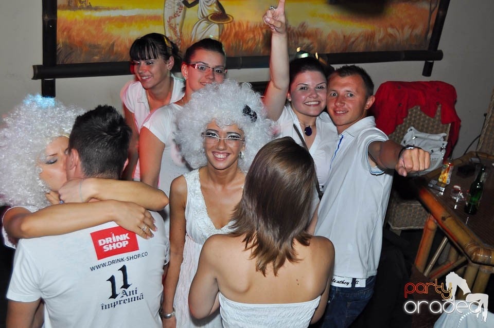 White Sensation Party @ Zulu, Zulu Caffe