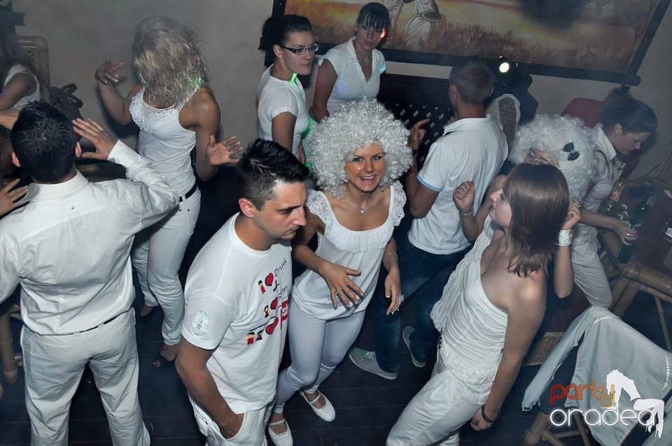 White Sensation Party @ Zulu, Zulu Caffe