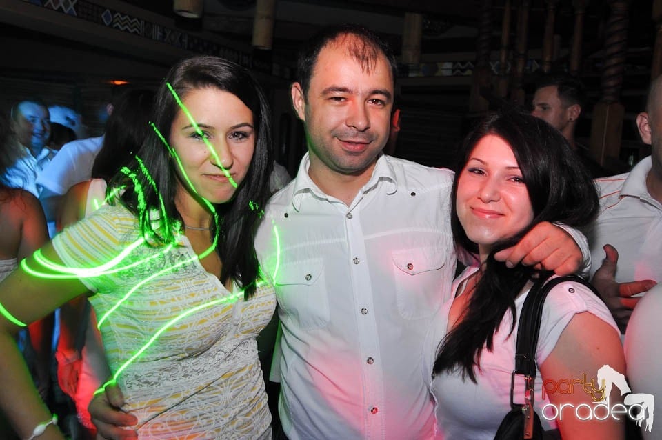 White Sensation Party @ Zulu, Zulu Caffe