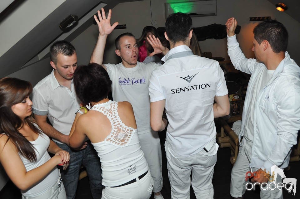 White Sensation Party @ Zulu, Zulu Caffe