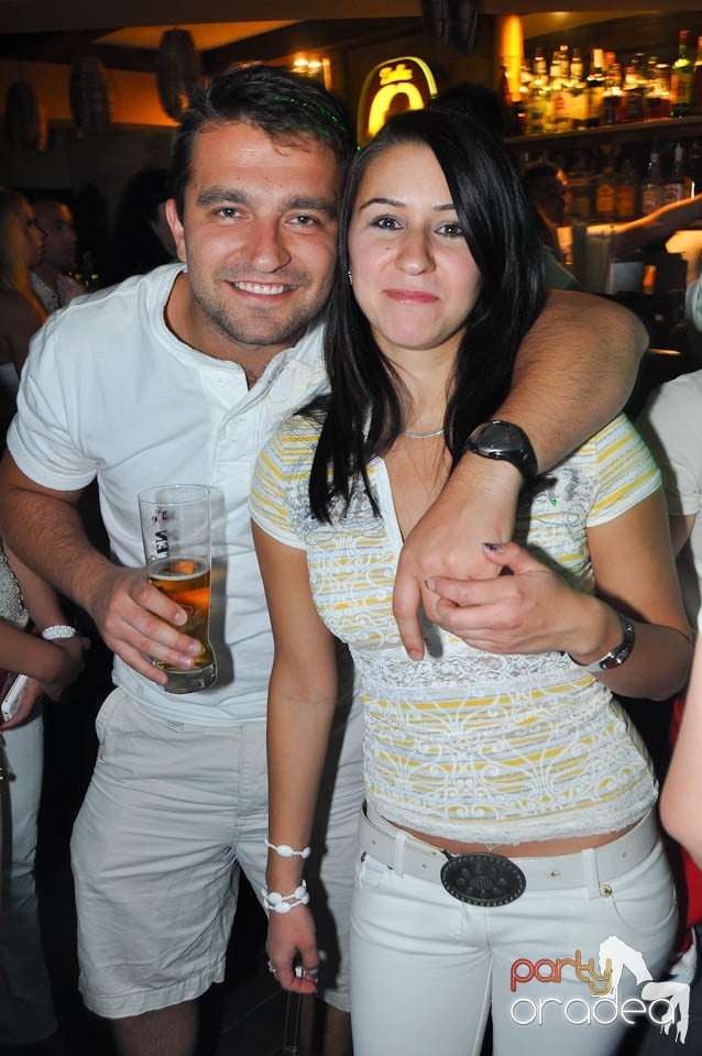 White Sensation Party @ Zulu, Zulu Caffe