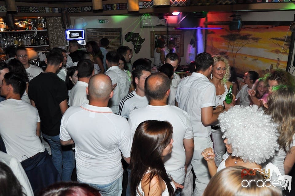 White Sensation Party @ Zulu, Zulu Caffe