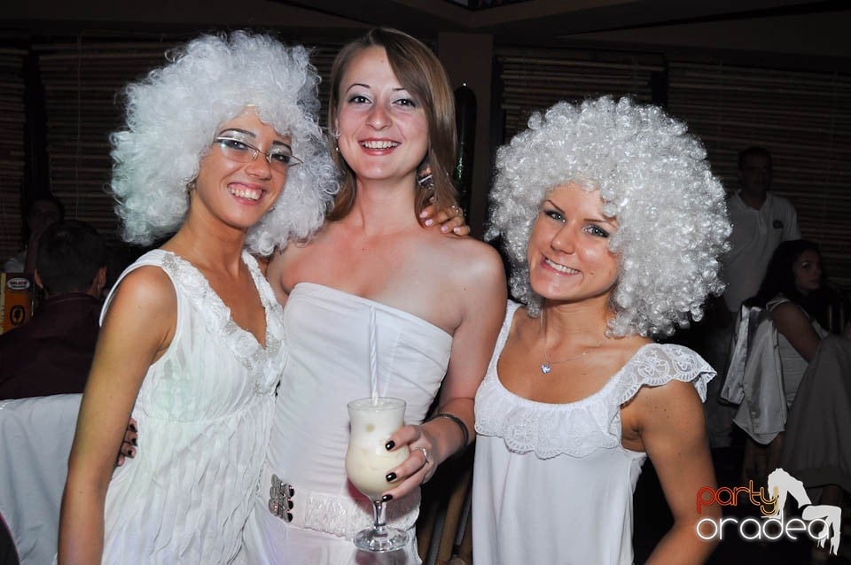 White Sensation Party @ Zulu, Zulu Caffe