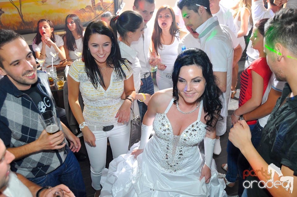 White Sensation Party @ Zulu, Zulu Caffe