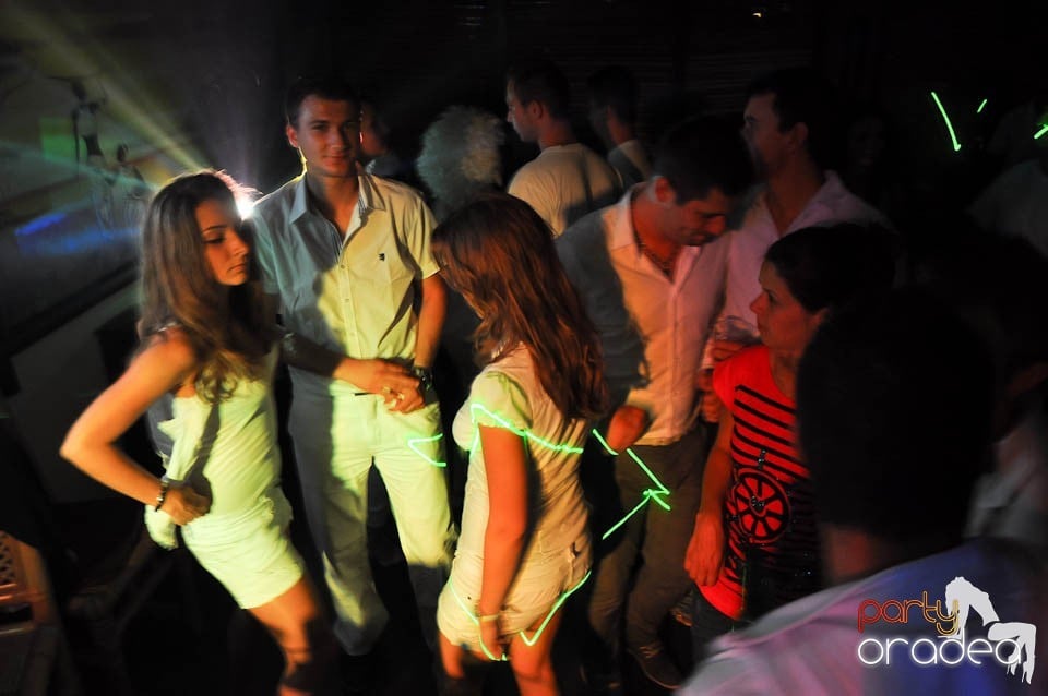 White Sensation Party @ Zulu, Zulu Caffe