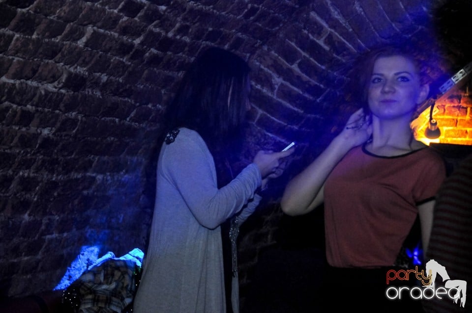 Winter Wednesday Party în Club Escape, 