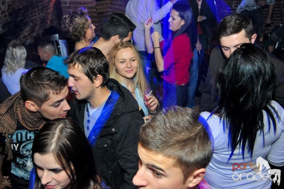 Winter Wednesday Party în Club Escape, 