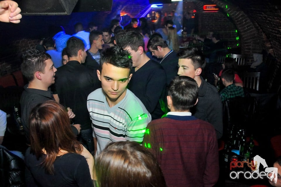 Winter Wednesday Party în Club Escape, 