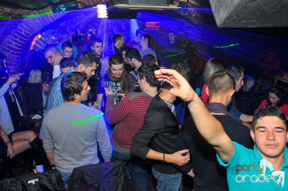 Winter Wednesday Party în Club Escape, 