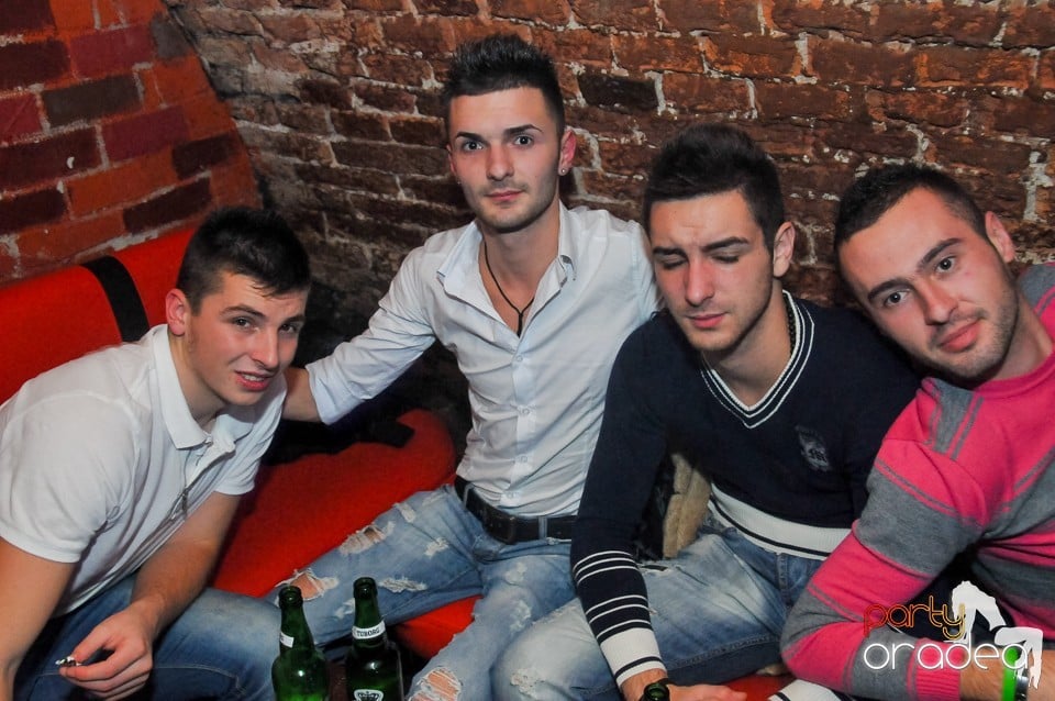 Winter Wednesday Party în Club Escape, 