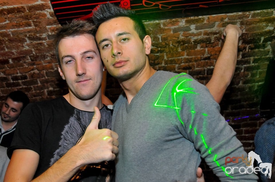 Winter Wednesday Party în Club Escape, 