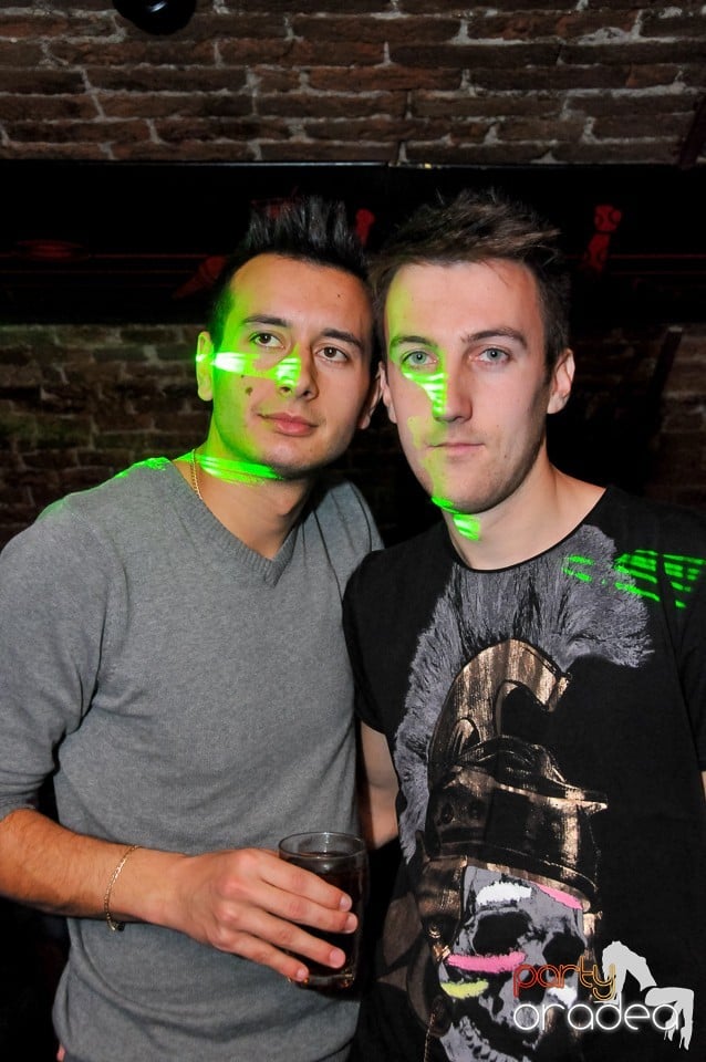 Winter Wednesday Party în Club Escape, 