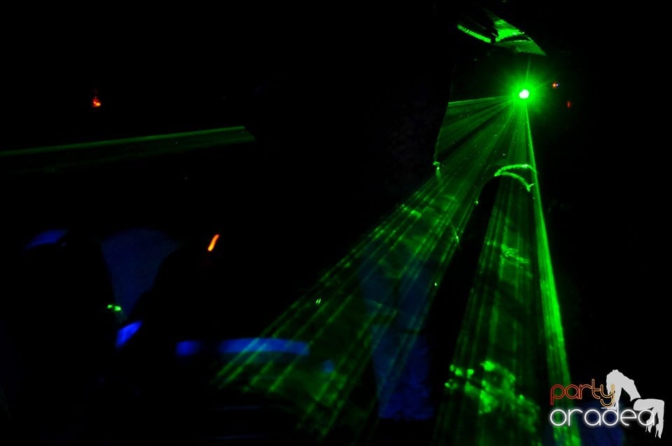 Winter Wednesday Party în Club Escape, 