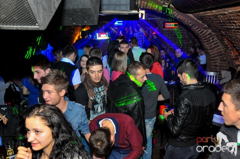 Winter Wednesday Party în Club Escape, 