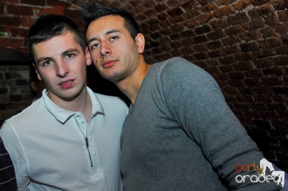 Winter Wednesday Party în Club Escape, 