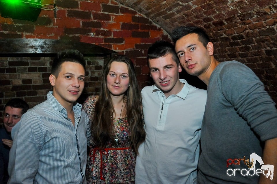 Winter Wednesday Party în Club Escape, 