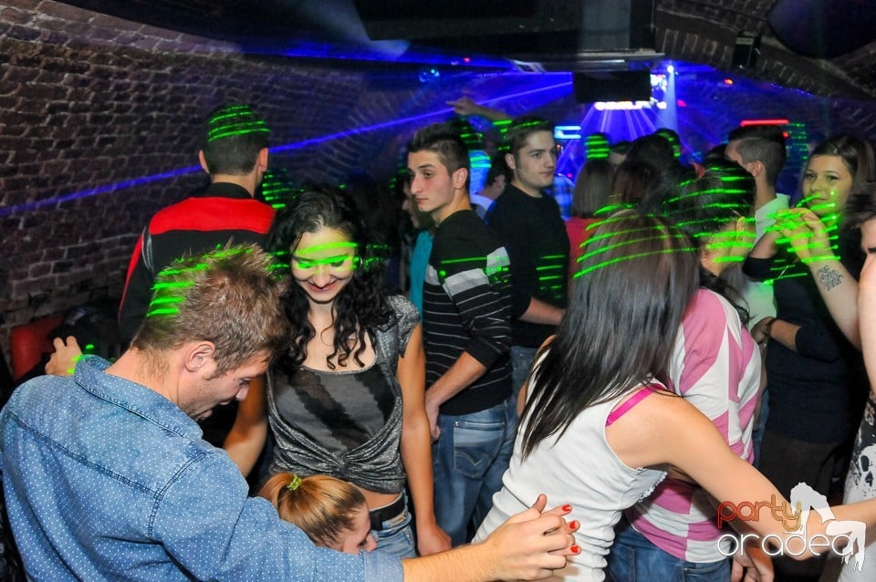 Winter Wednesday Party în Club Escape, 