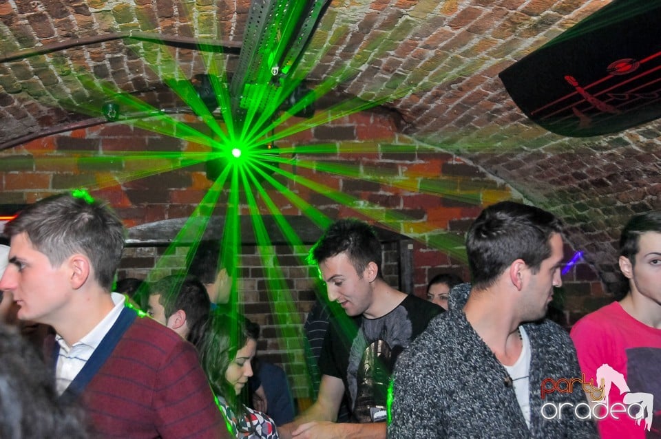 Winter Wednesday Party în Club Escape, 