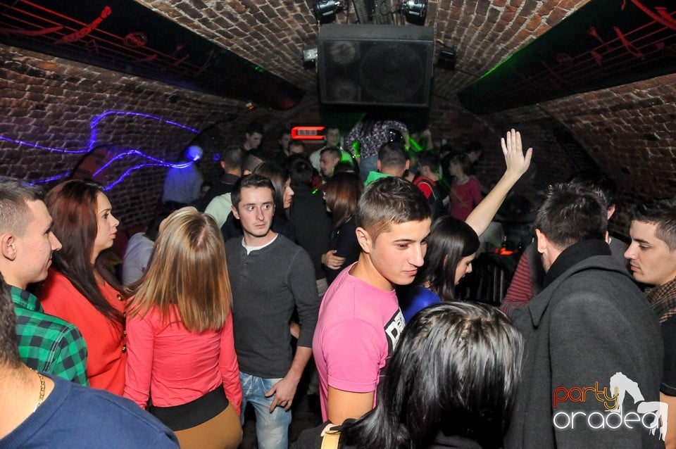 Winter Wednesday Party în Club Escape, 