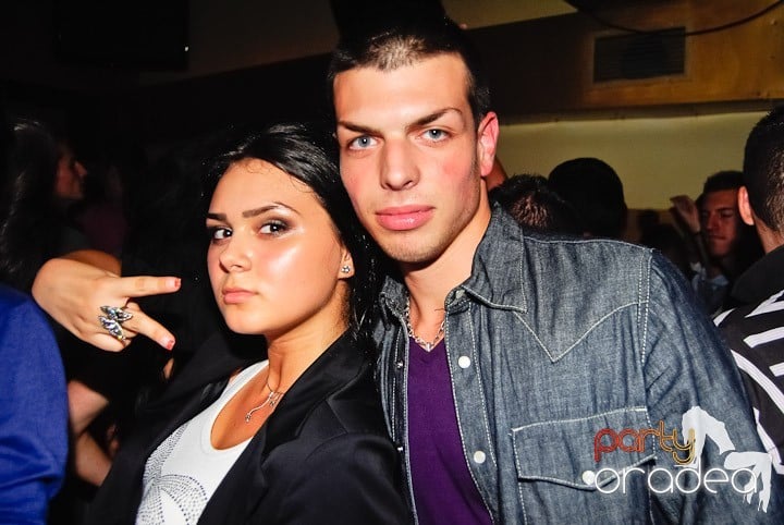 Yellow Submarine la suprafaţă, 